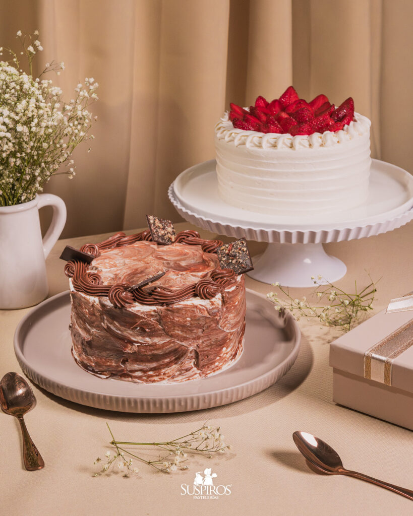 vanilla and chocolate cake