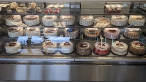 Suspiros Cakes - Avondale place picture