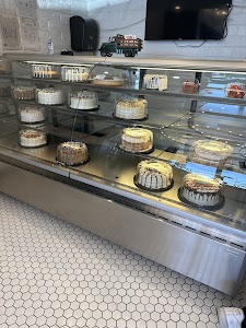 Suspiros Cakes Valencia place picture