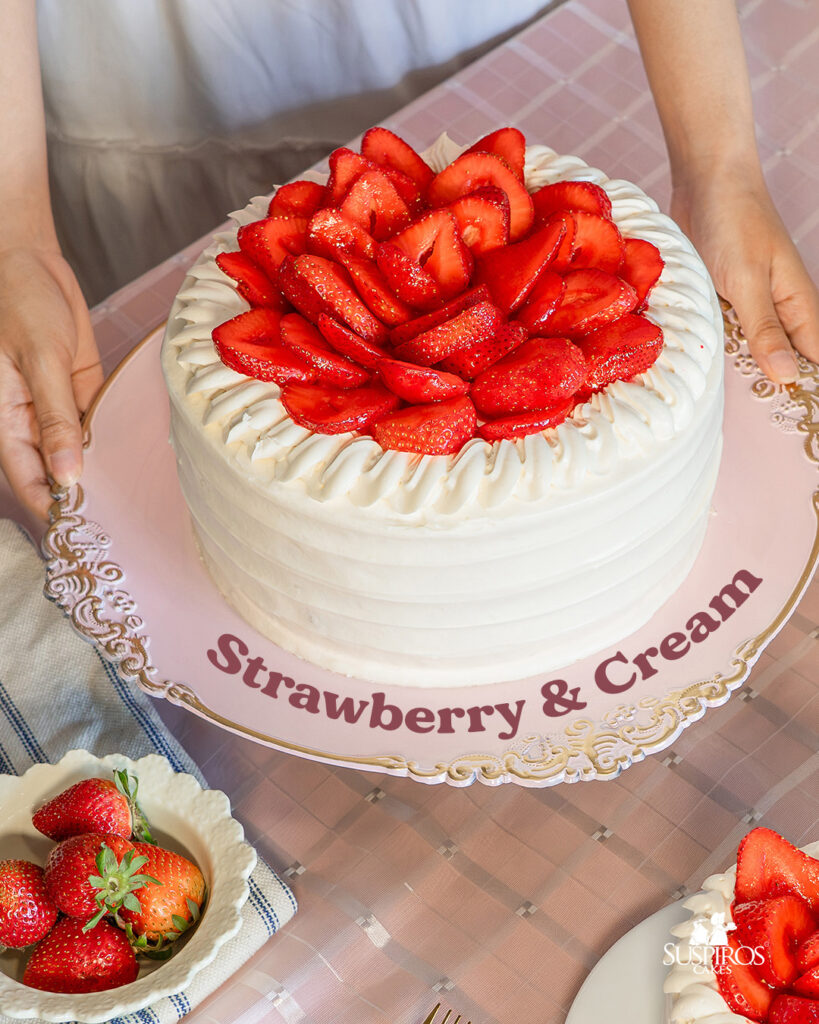 cakes and desserts at Suspiros Cakes Thomas Road Phoenix